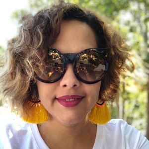 Meet your Posher, Jackeline